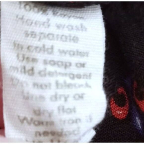 JAPNA BLACK, RED, WHITE, & BLUE BOHO-INSPIRED OFF-THE-SHOULDER TOP SZ.M EUC. - Picture 6 of 8